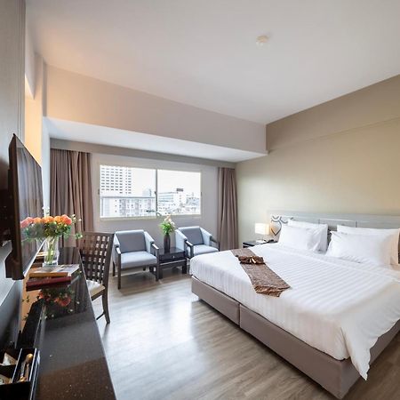 New Season Hotel Хат Яй Екстериор снимка